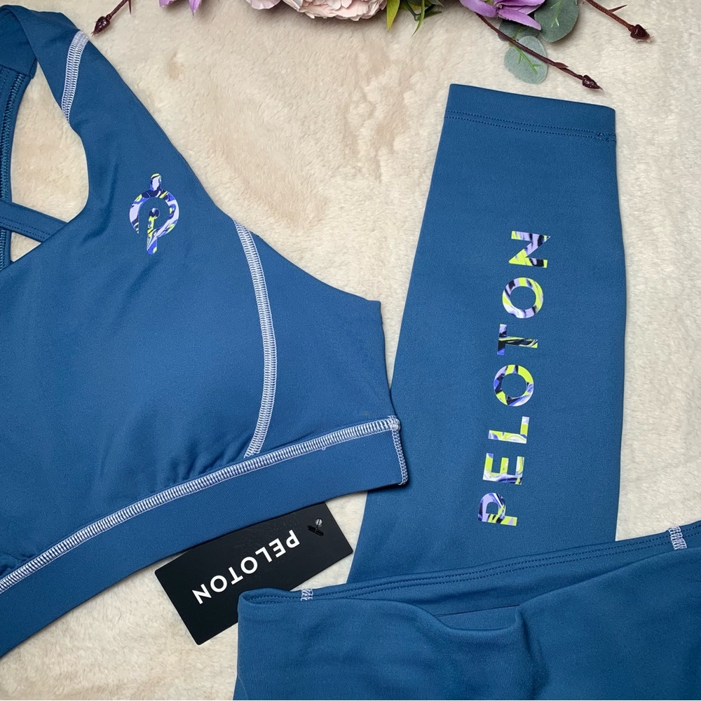 SOLD NWT Peloton Move Mission 2-Piece Outfit - Picture 4 of 14
